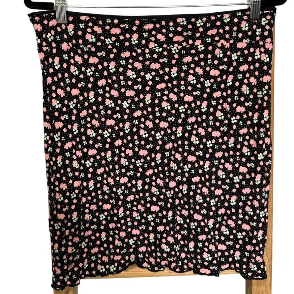 Free People IRL Floral Skirt Pull On Mid Rise Unlined Mini Black Pink Size 10